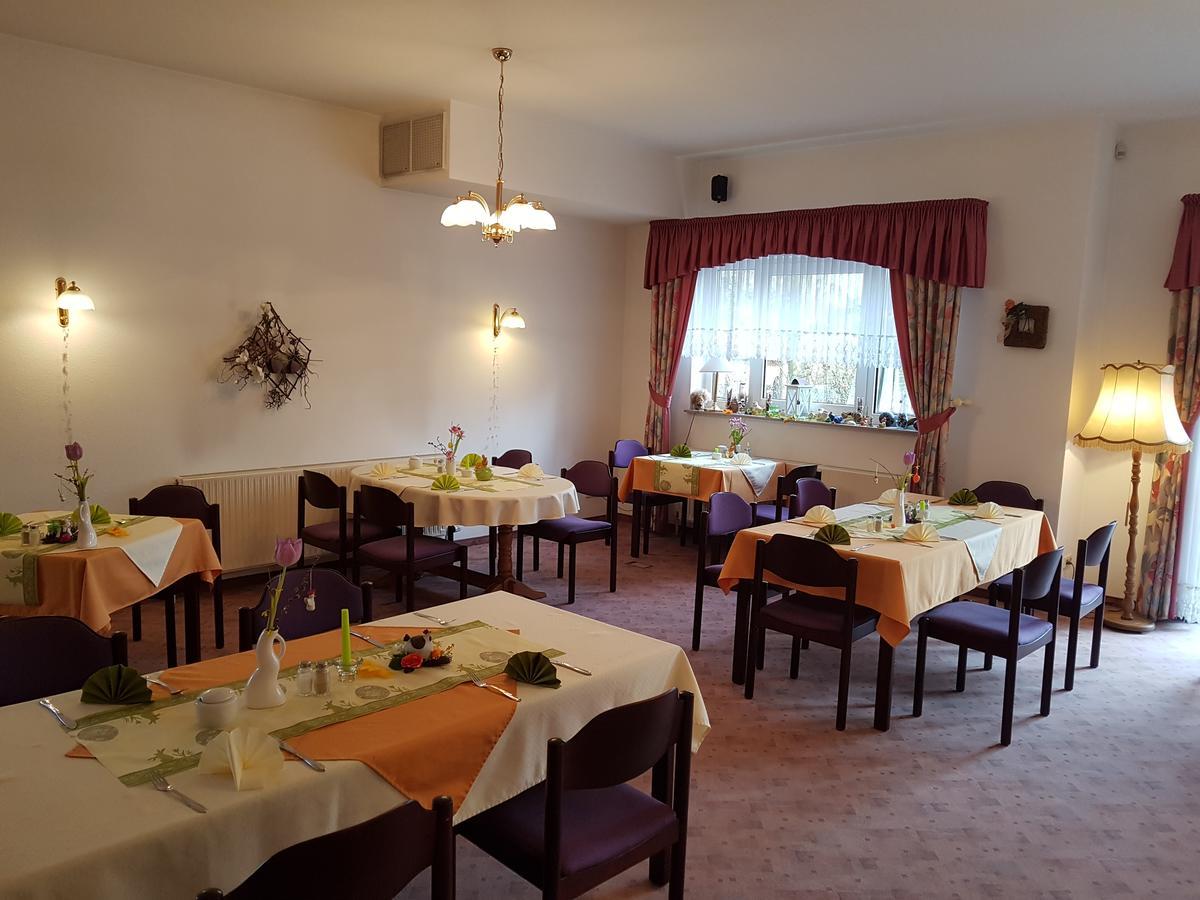 Landhotel Trampe 외부 사진