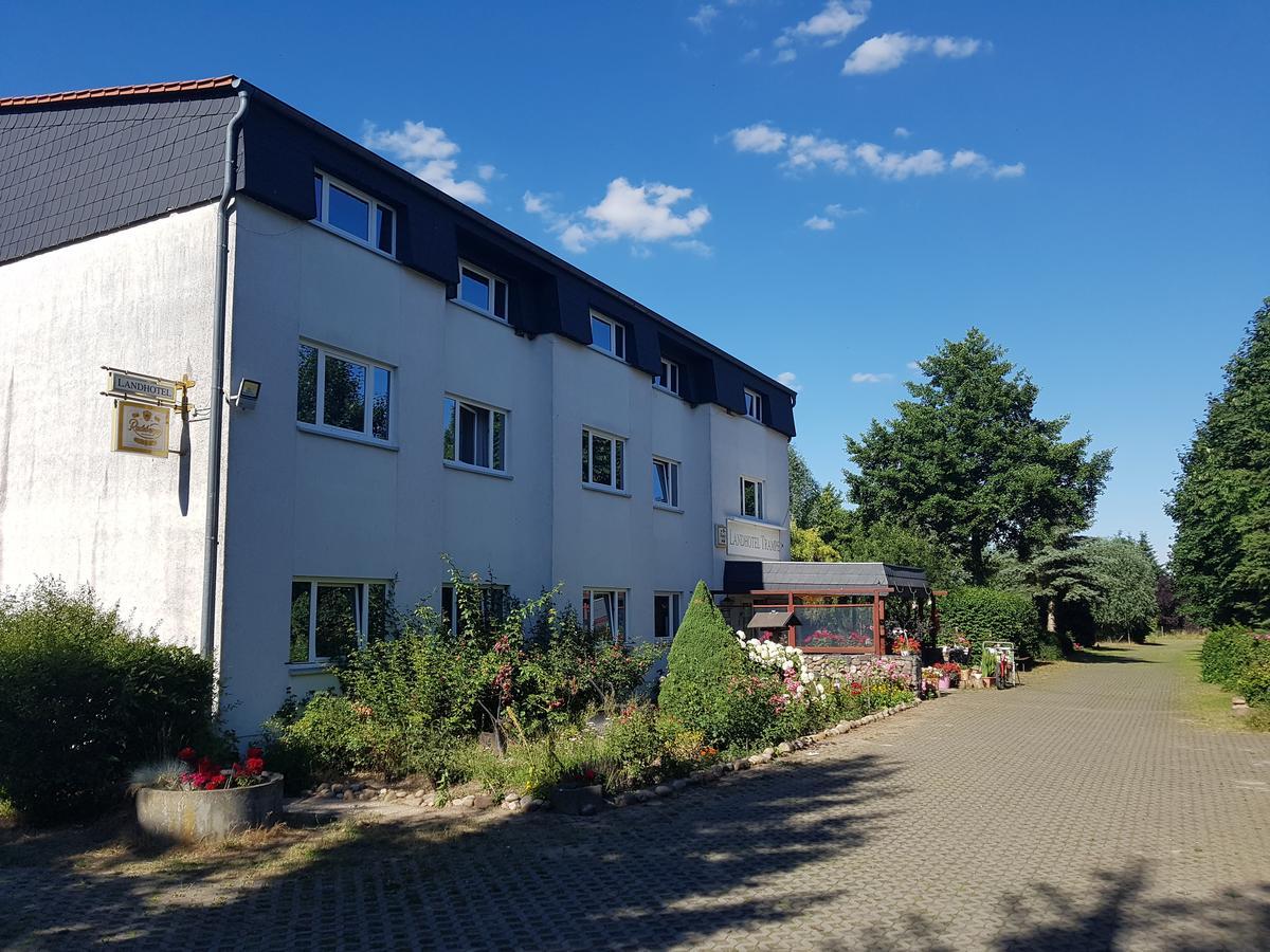 Landhotel Trampe 외부 사진